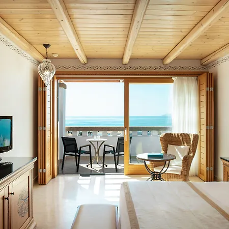 Mitsis Selection Blue Domes Pylion