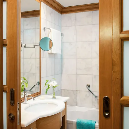 منتجع Mitsis Selection Blue Domes 5*