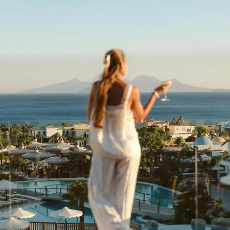 Resort Mitsis Selection Blue Domes 5*