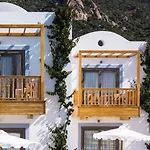 Üdülőközpont Mitsis Selection Blue Domes 5*