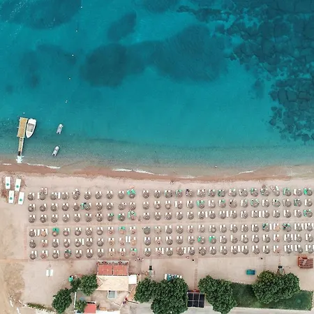 Üdülőközpont Mitsis Selection Blue Domes Pylion