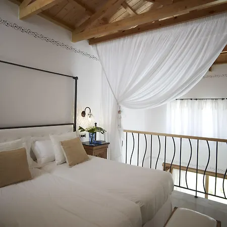 Üdülőközpont Mitsis Selection Blue Domes 5*