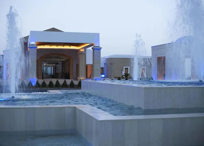 Resort Mitsis Selection Blue Domes